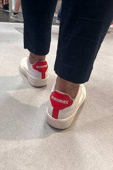 Minimax Sneaker